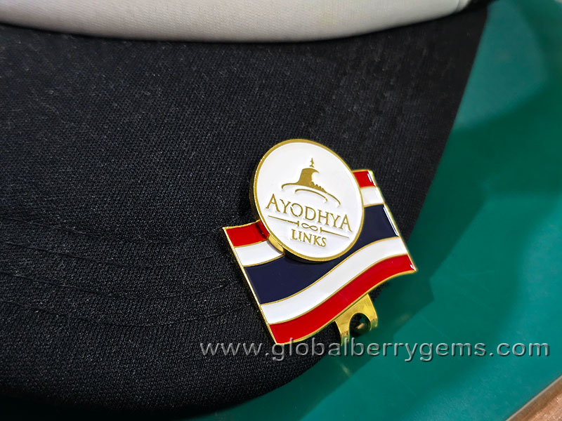 รับผลิตและออกแบบของพรี่เมี่ยมงานกอล์ฟ-Golf Ball marker พร้อม Hat clip Ayodhya Links