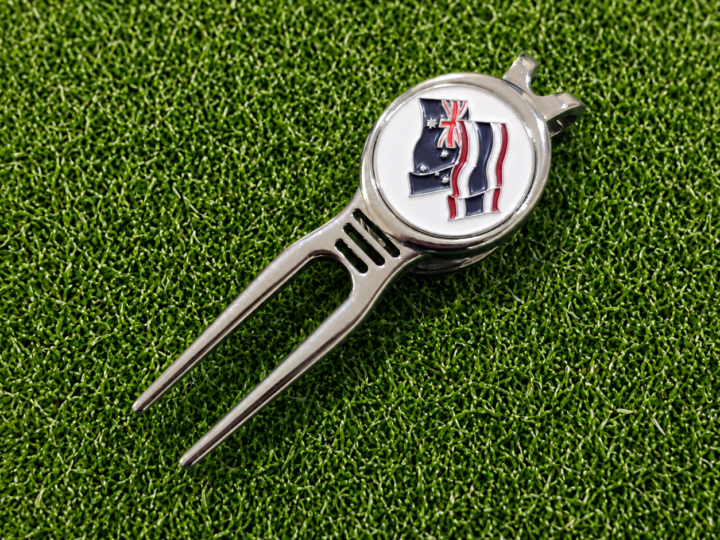 ตัวอย่างรับผลิต Golf Divot Tool ที่ซ่อมกรีนสั่งทำโลโก้สั่งทำโลโก้